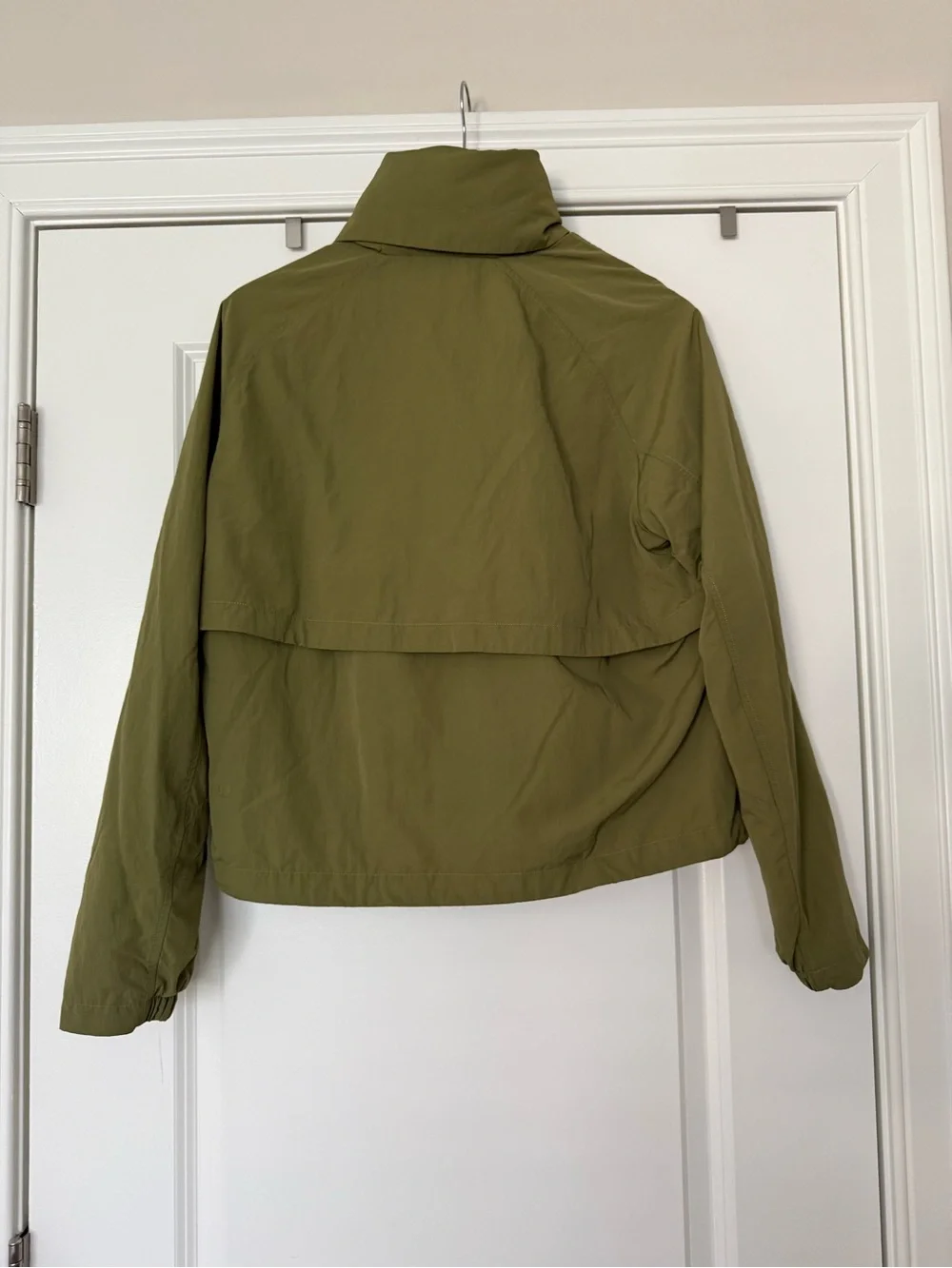Lululemon Always Effortless Jacket in Bronze Green (US 6)
